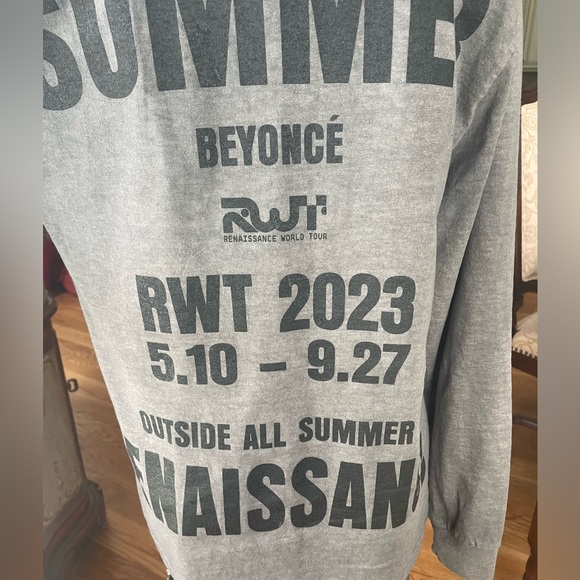 Beyoncé Renaissance World Tour official merchandise 2023 Medium - Picture 7 of 10